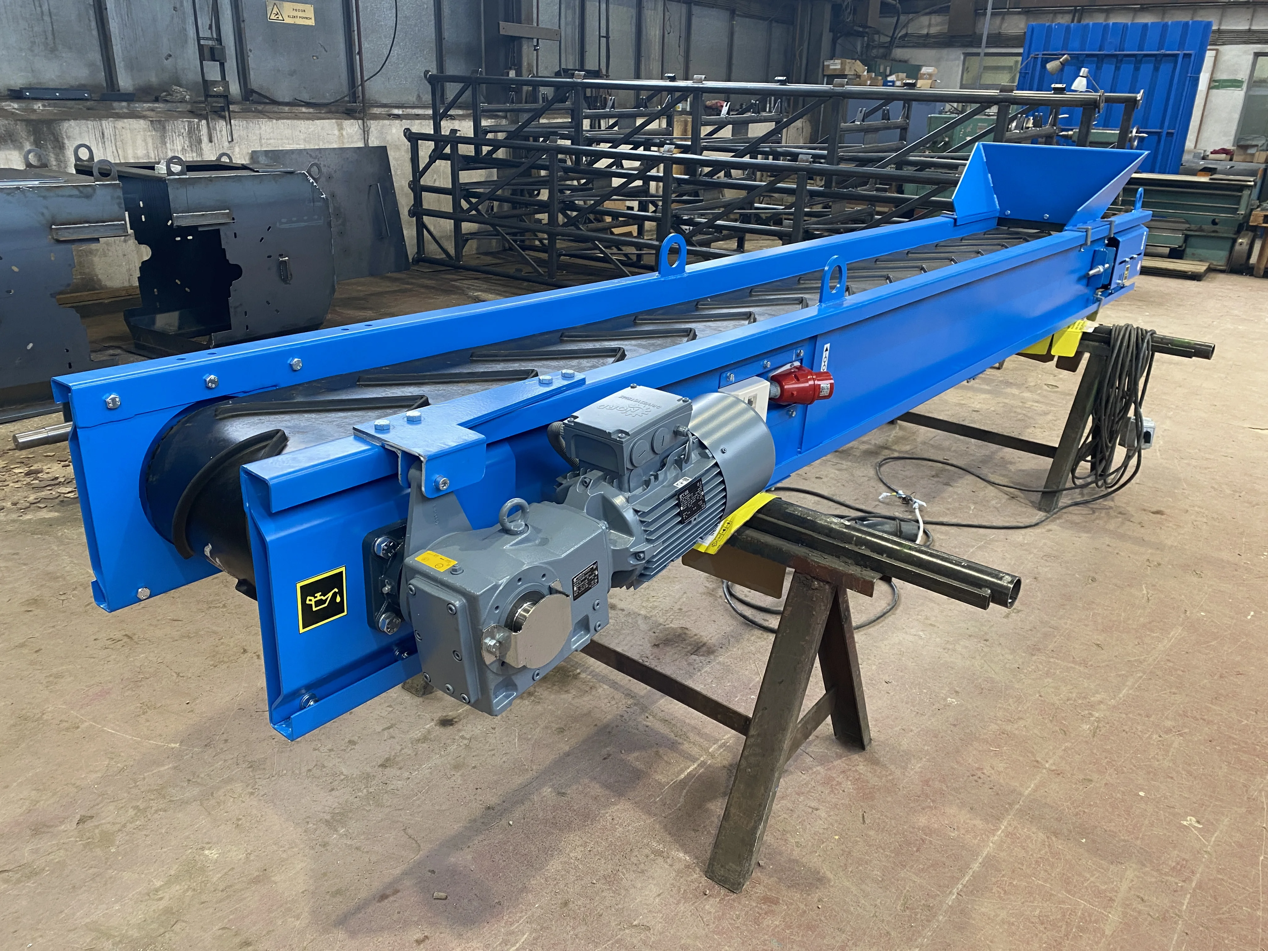 Pásový dopravník ROLLER - realizácia 15 - modulárna konštrukcia pre sypké materiály