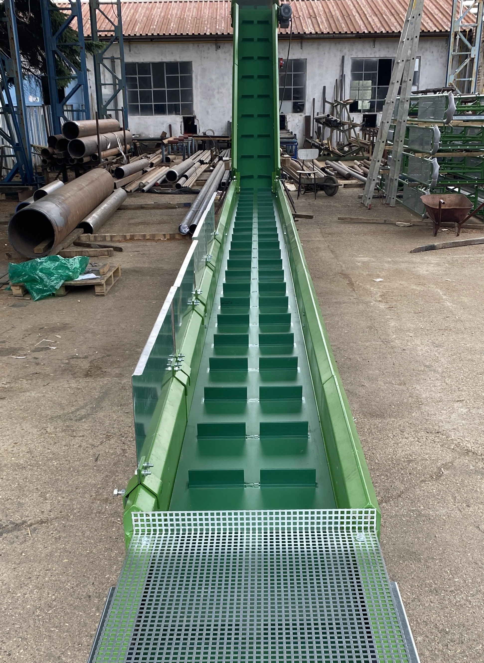 Pásový dopravník ROLLER - realizácia 16 - modulárna konštrukcia pre sypké materiály