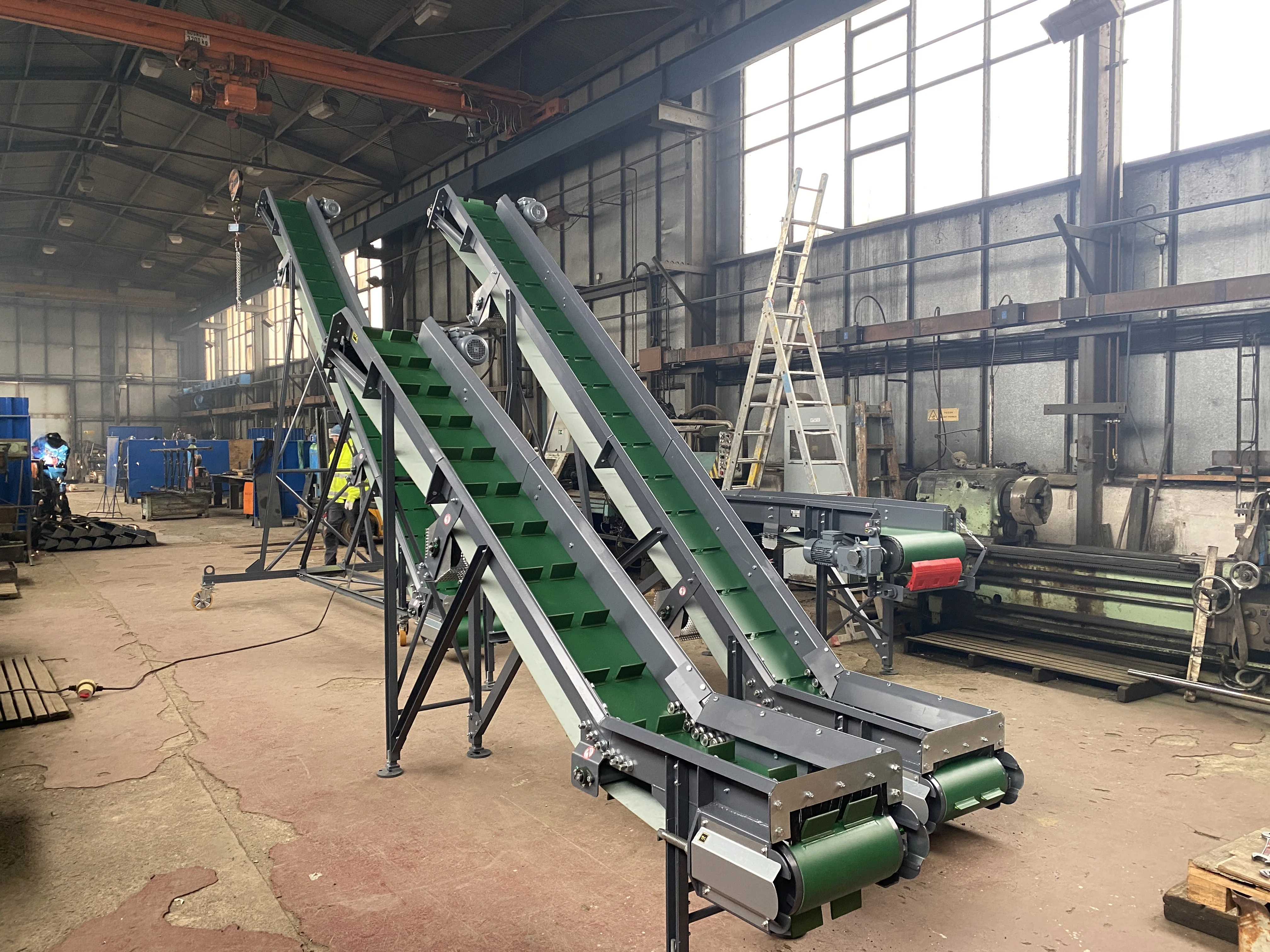 Pásový dopravník ROLLER - realizácia 2 - modulárna konštrukcia pre sypké materiály