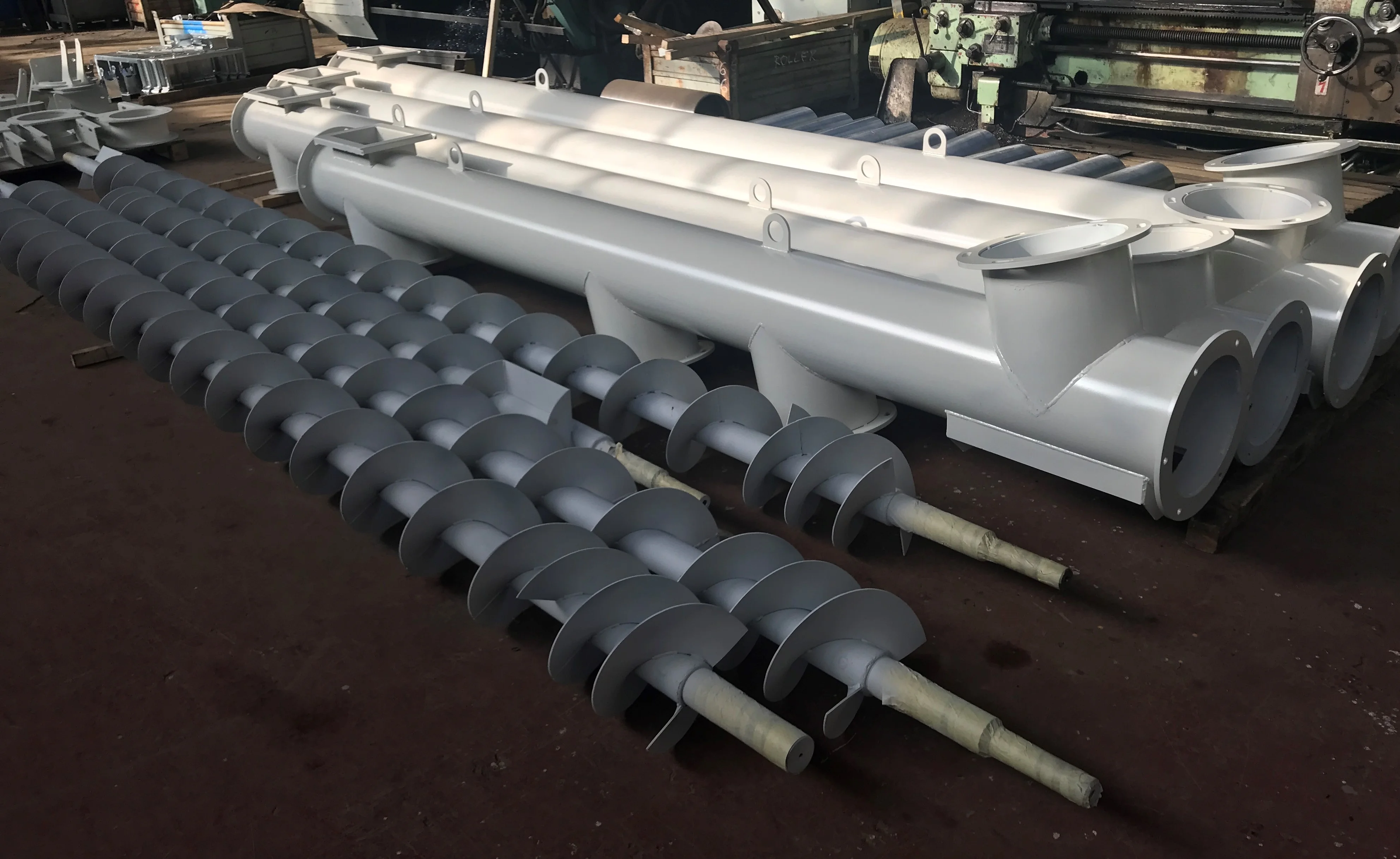 Šnekový dopravník ROLLER - realizácia 5 - uzavretý systém pre sypké materiály