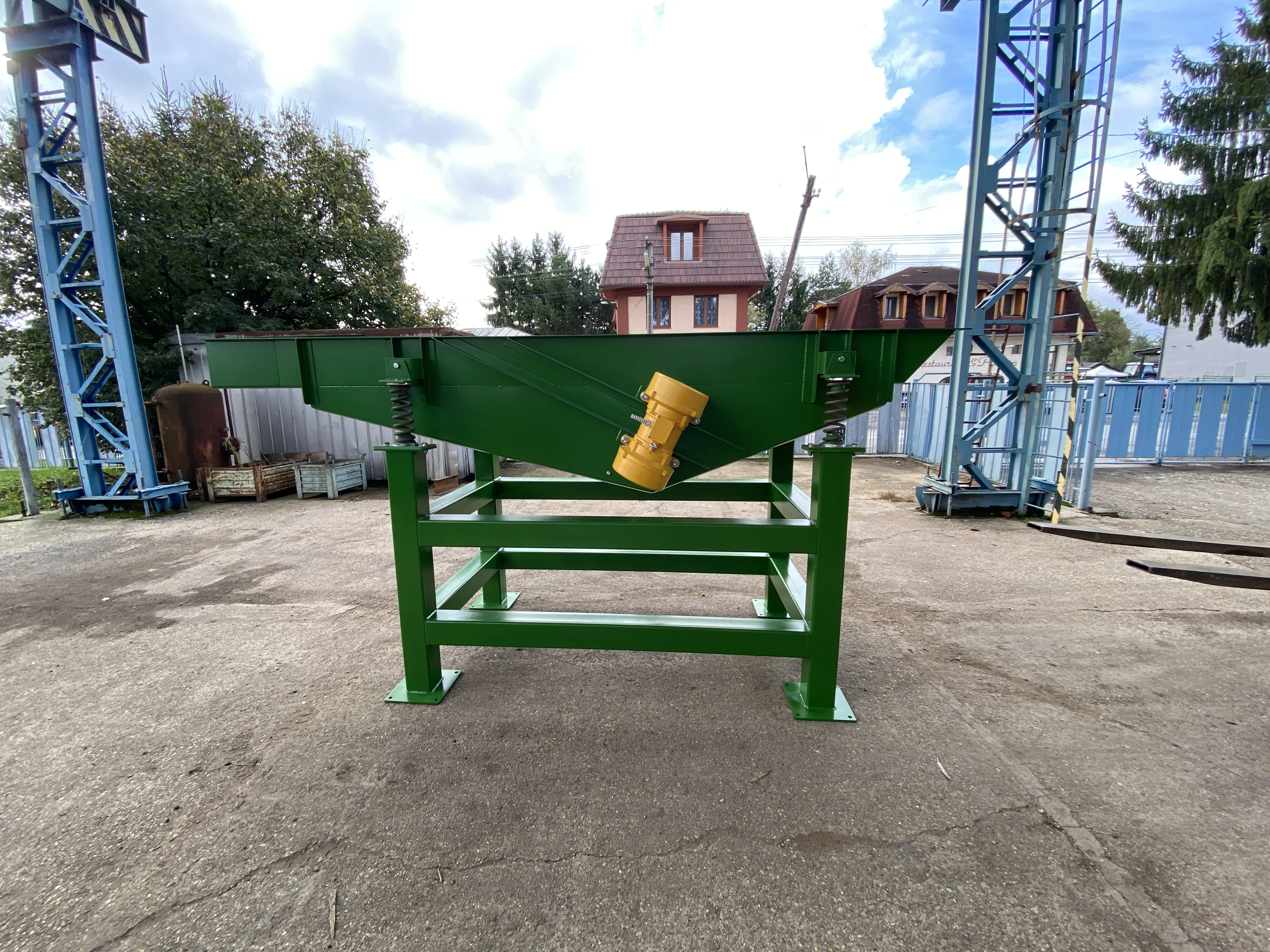 Vibračné dopravníky