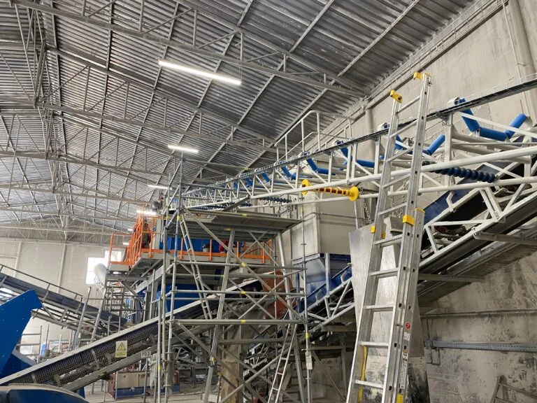 Pásový dopravník na prepravu suchej betónovej zmesi 150t/h GB 800 AA 32 m Porfix